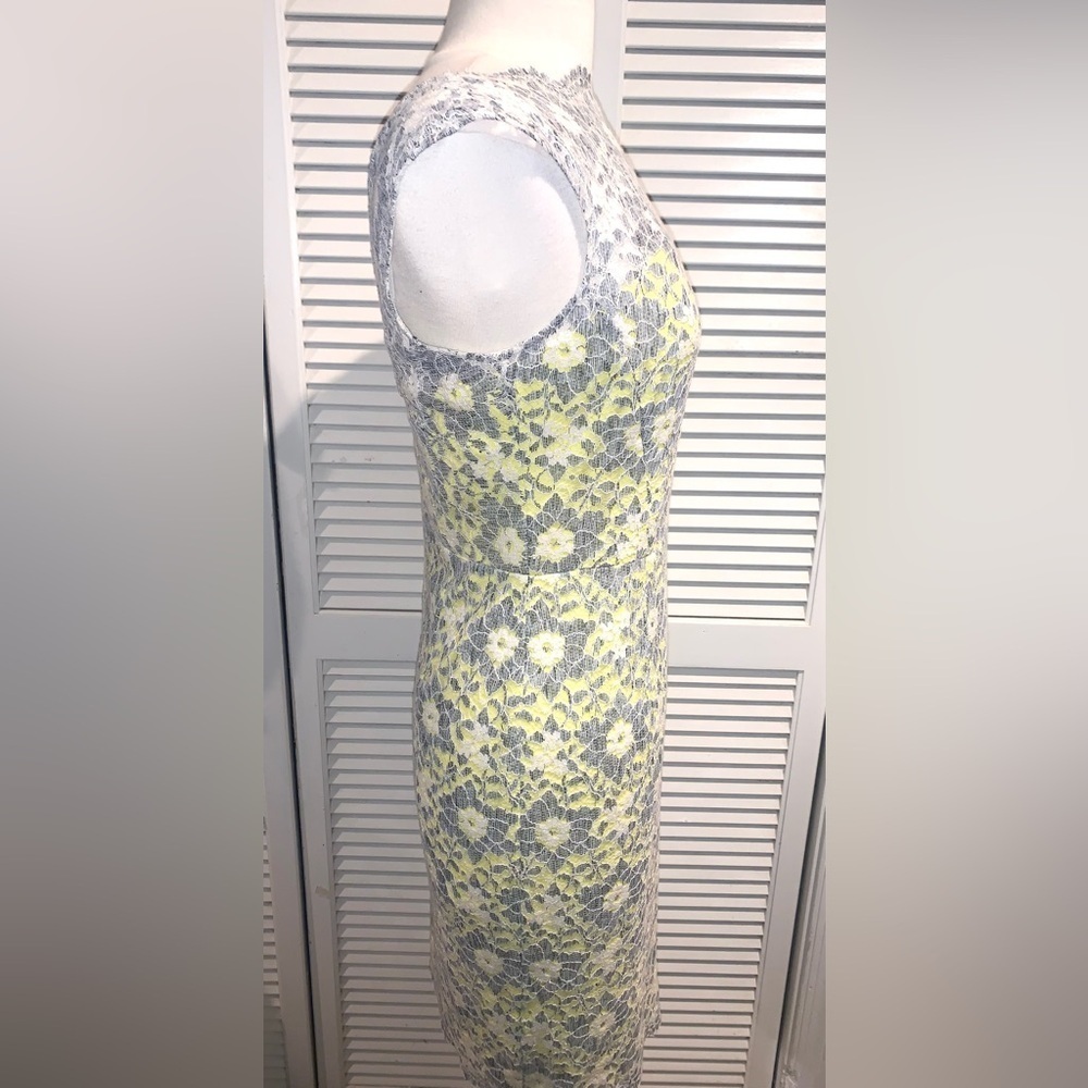 Maggy London yellow and gray Lace Overlay Midi Dress size 8 - Picture 10 of 12